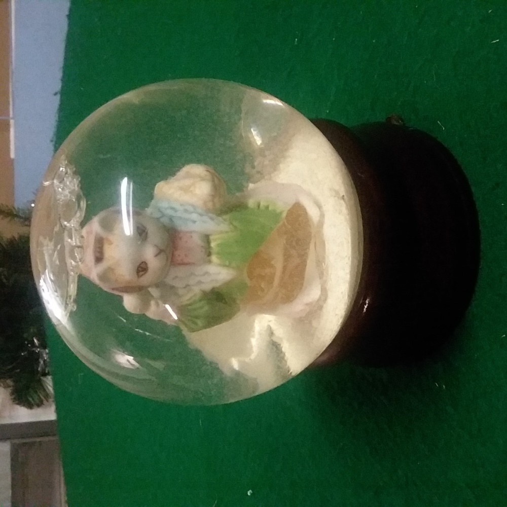 1985 SCHMID Collectible Musical Cat Snow Globe
